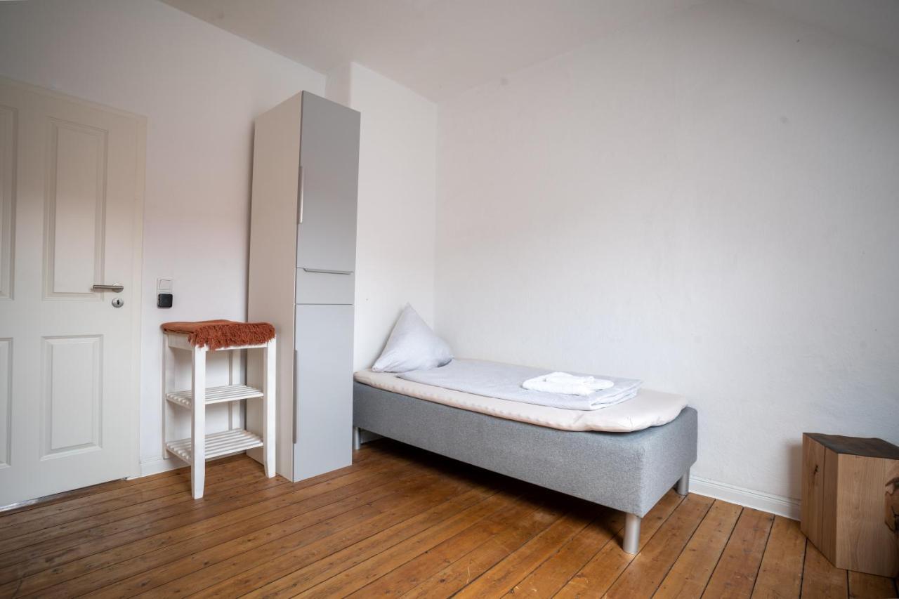 Stadtwohnungen Linden - Ferienwohnung Im Dachgeschoss Hanôver Exterior foto