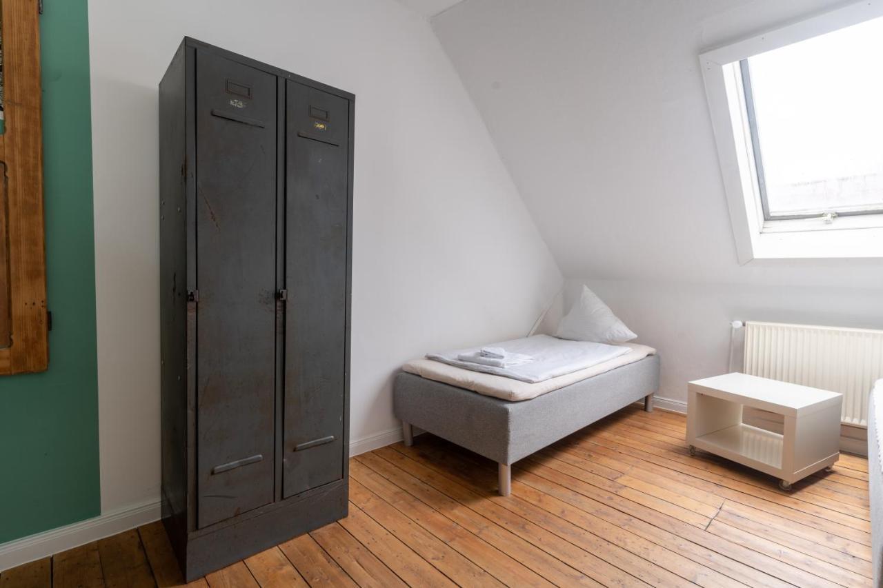 Stadtwohnungen Linden - Ferienwohnung Im Dachgeschoss Hanôver Exterior foto